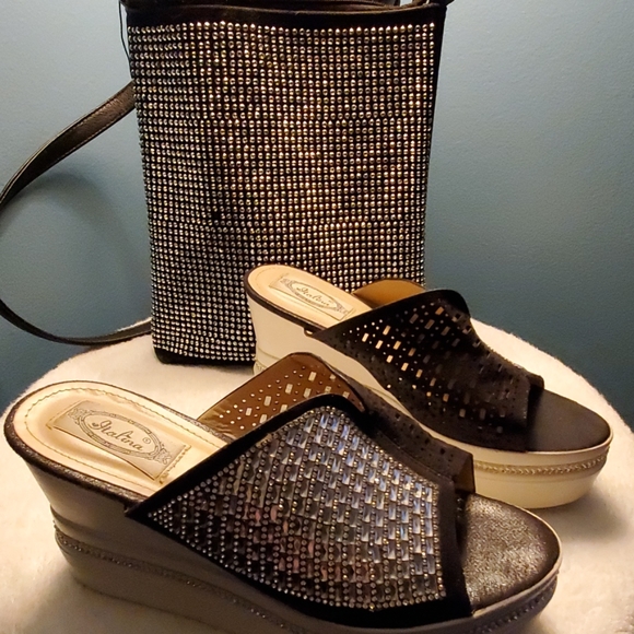 Meet your Posher, Ginger - Picture 2 of 2